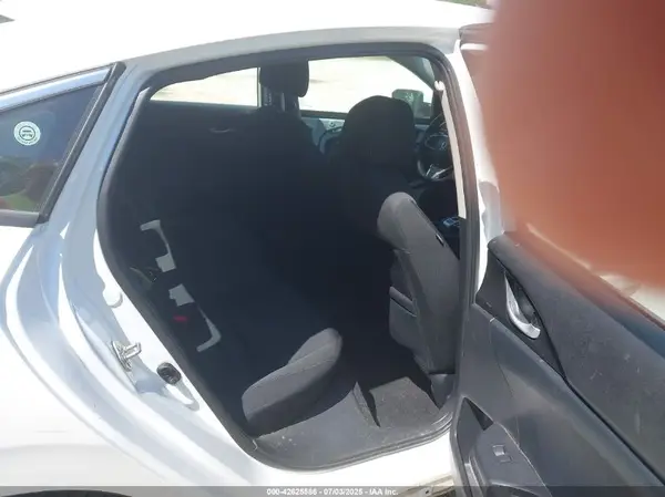 19XFC2F76GE063719 2016 HONDA CIVIC - Image 8