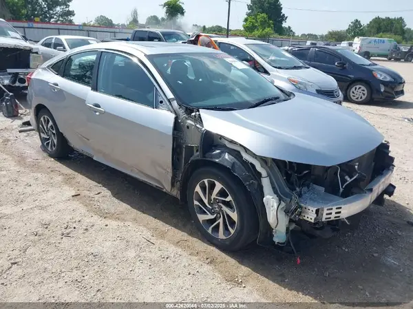 19XFC2F76GE067544 2016 HONDA CIVIC - Image 1