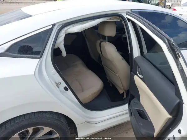 19XFC2F76GE074445 2016 HONDA CIVIC - Image 8