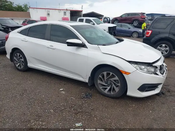 19XFC2F76GE076471 2016 HONDA CIVIC - Image 1