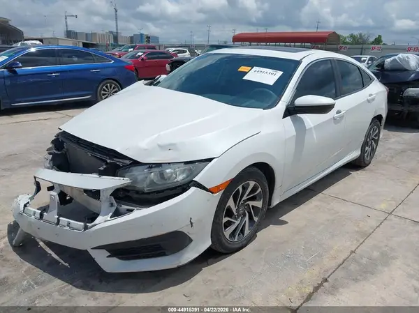 19XFC2F76GE082674 2016 HONDA CIVIC - Image 2