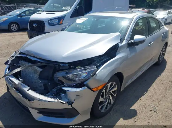 19XFC2F76GE205969 2016 HONDA CIVIC - Image 2