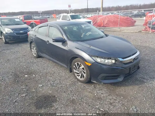 19XFC2F76GE206152 2016 HONDA CIVIC - Image 1