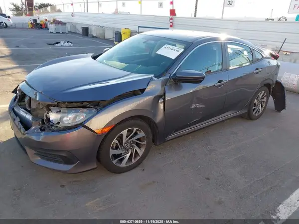 19XFC2F76GE210623 2016 HONDA CIVIC - Image 2