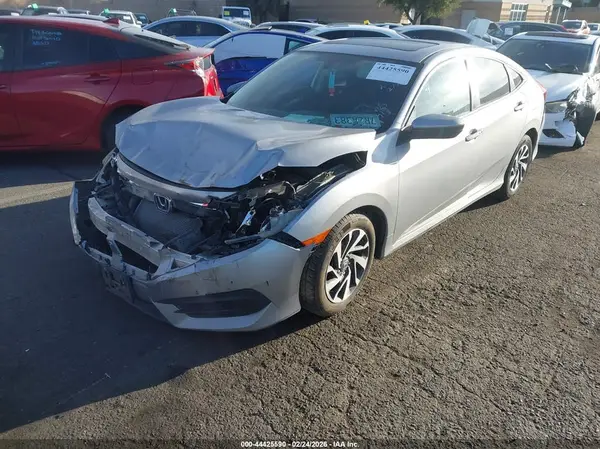 19XFC2F76GE217183 2016 HONDA CIVIC - Image 2