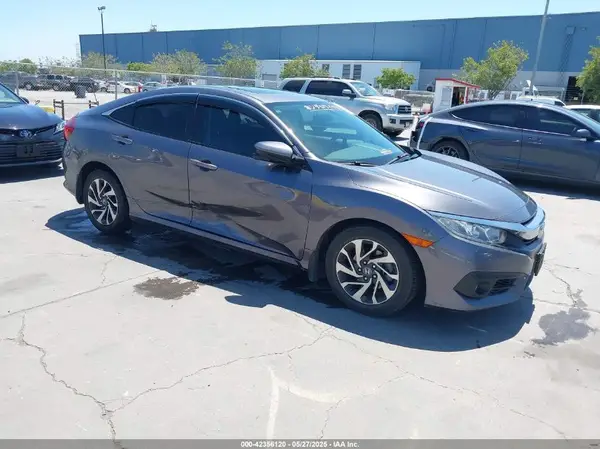 19XFC2F76GE217376 2016 HONDA CIVIC - Image 1
