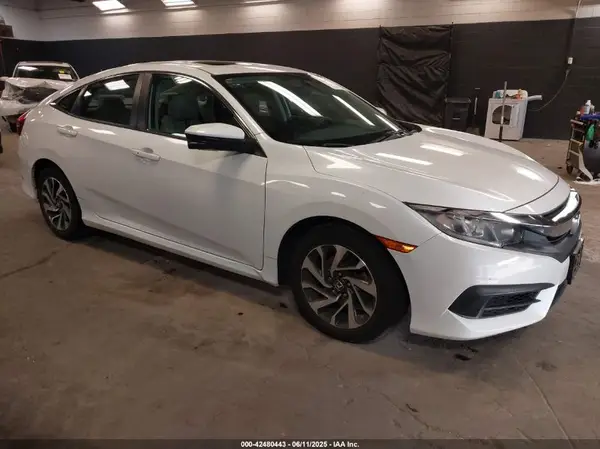 19XFC2F76GE244156 2016 HONDA CIVIC - Image 1