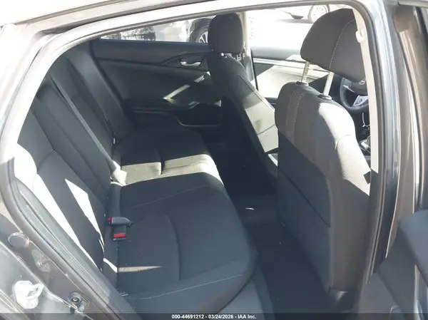 19XFC2F76GE249664 2016 HONDA CIVIC - Image 8