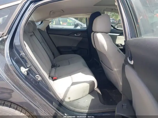 19XFC2F76HE011542 2017 HONDA CIVIC - Image 8