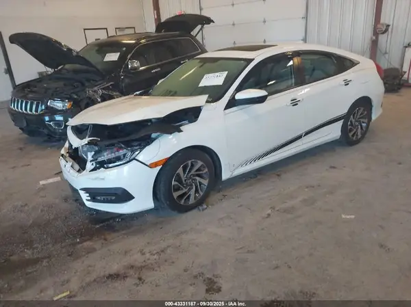 19XFC2F76HE025263 2017 HONDA CIVIC - Image 2