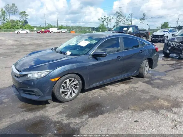 19XFC2F76HE034626 2017 HONDA CIVIC - Image 2