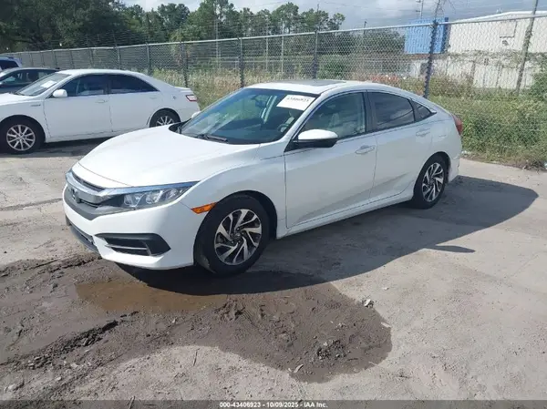 19XFC2F76HE040782 2017 HONDA CIVIC - Image 2