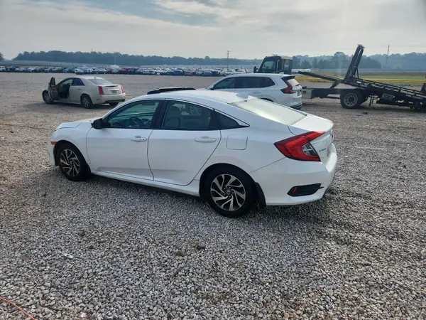 19XFC2F76HE062412 2017 HONDA CIVIC - Image 2