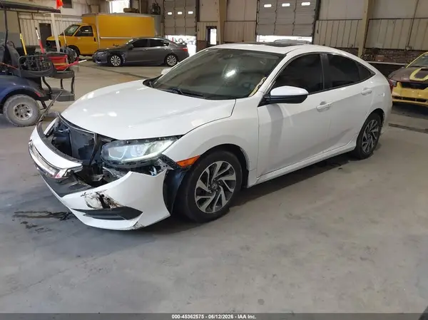 19XFC2F76HE067688 2017 HONDA CIVIC - Image 2