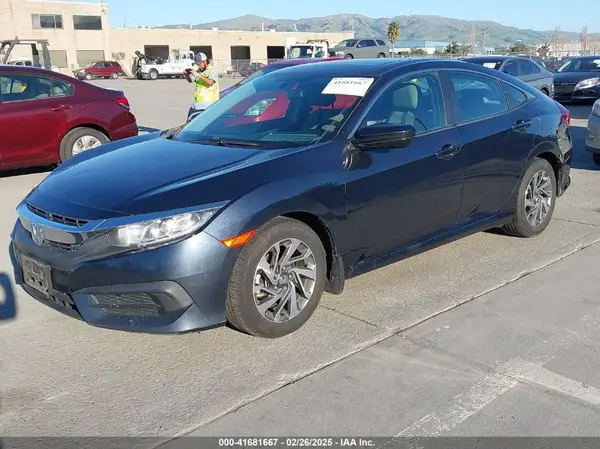 19XFC2F76HE208856 2017 HONDA CIVIC - Image 2