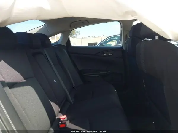 19XFC2F76HE213068 2017 HONDA CIVIC - Image 8