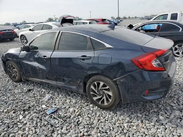 19XFC2F76JE001762 2018 HONDA CIVIC - Image 2