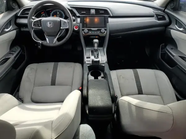 19XFC2F76JE001762 2018 HONDA CIVIC - Image 8
