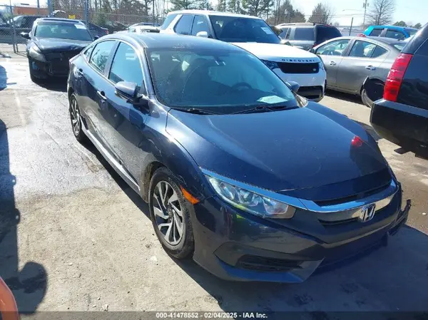 19XFC2F76JE004760 2018 HONDA CIVIC - Image 1