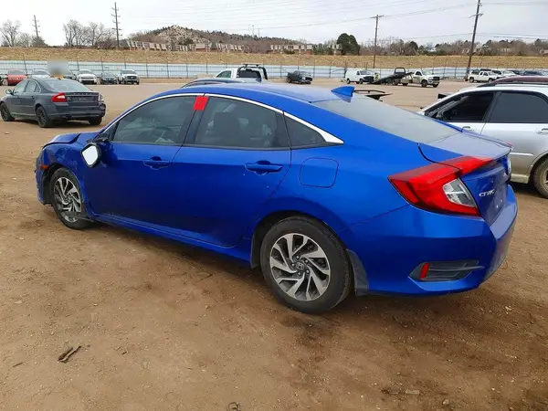 19XFC2F76JE010039 2018 HONDA CIVIC - Image 2