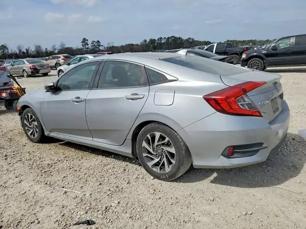 19XFC2F76JE012485 2018 HONDA CIVIC - Image 2