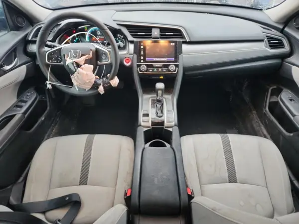 19XFC2F76JE013684 2018 HONDA CIVIC - Image 8