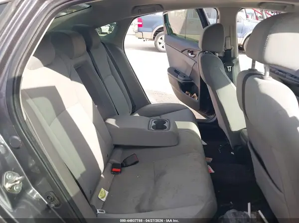 19XFC2F76JE016424 2018 HONDA CIVIC - Image 8