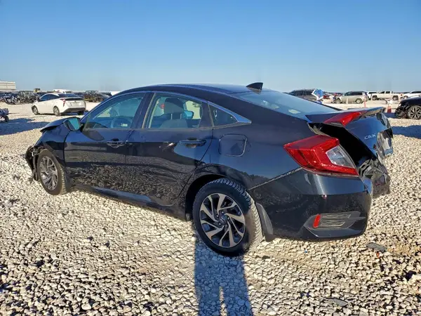 19XFC2F76JE017394 2018 HONDA CIVIC - Image 2