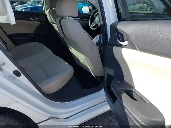 19XFC2F76JE021025 2018 HONDA CIVIC - Image 8