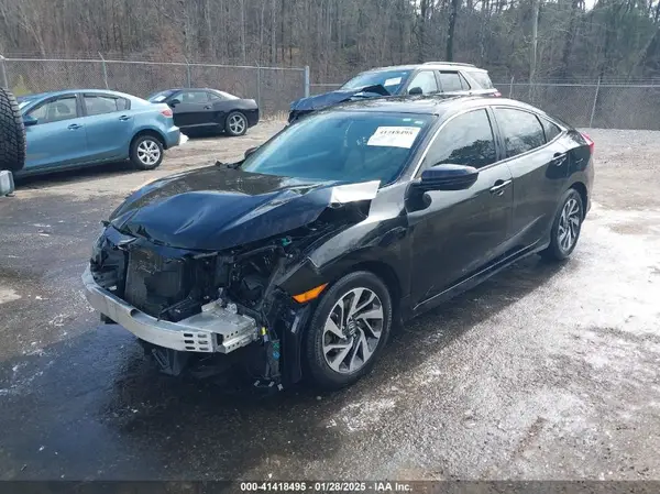 19XFC2F76JE021994 2018 HONDA CIVIC - Image 2