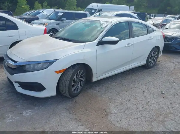 19XFC2F76JE023938 2018 HONDA CIVIC - Image 2