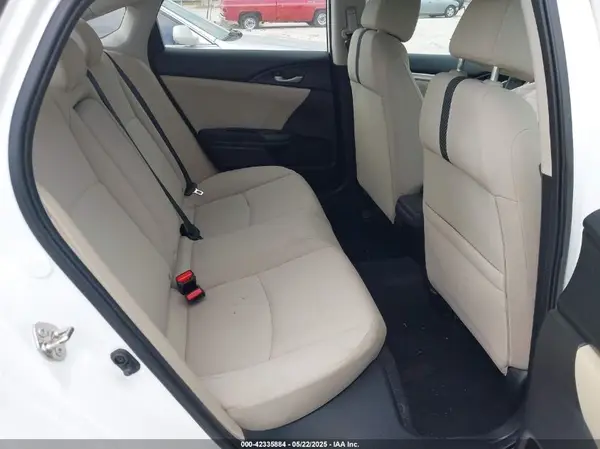 19XFC2F76JE024507 2018 HONDA CIVIC - Image 8