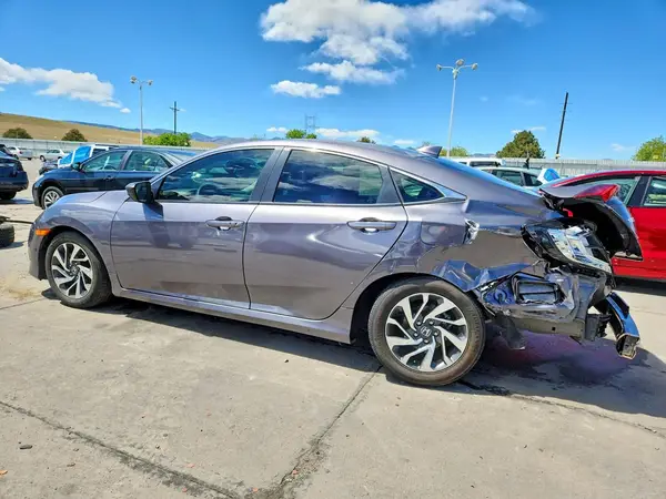 19XFC2F76JE024992 2018 HONDA CIVIC - Image 2