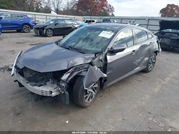 19XFC2F76JE031537 2018 HONDA CIVIC - Image 2