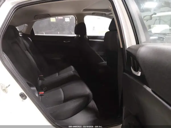 19XFC2F76JE033689 2018 HONDA CIVIC - Image 8