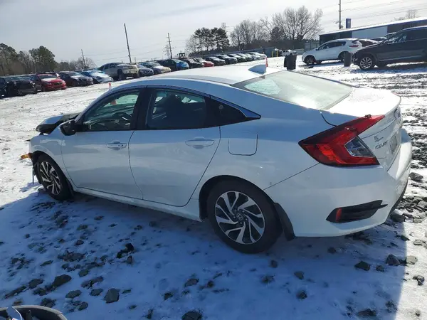 19XFC2F76JE035538 2018 HONDA CIVIC - Image 2