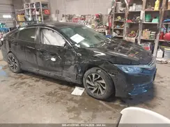 19XFC2F76JE039170 2018 HONDA CIVIC