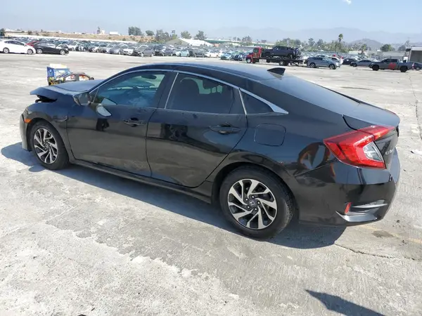 19XFC2F76JE200455 2018 HONDA CIVIC - Image 2