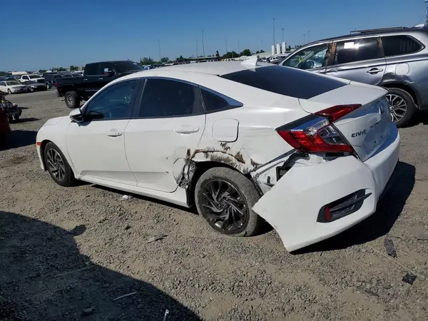 19XFC2F76JE200469 2018 HONDA CIVIC - Image 2