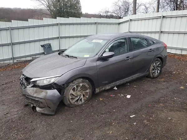 19XFC2F76JE202688 2018 HONDA CIVIC - Image 1