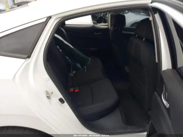 19XFC2F76JE207163 2018 HONDA CIVIC - Image 8