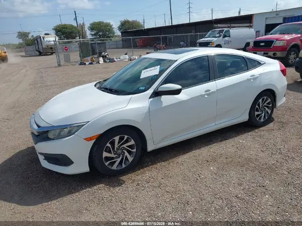19XFC2F77GE001679 2016 HONDA CIVIC - Image 2