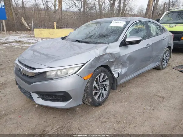 19XFC2F77GE002086 2016 HONDA CIVIC - Image 2