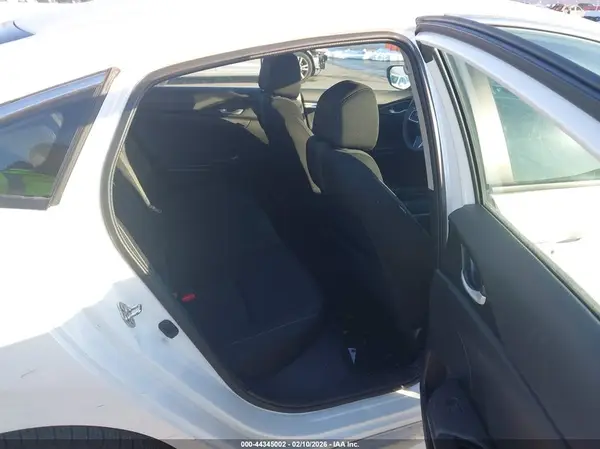 19XFC2F77GE025545 2016 HONDA CIVIC - Image 8
