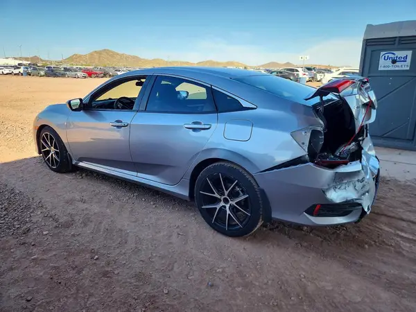 19XFC2F77GE032723 2016 HONDA CIVIC - Image 2