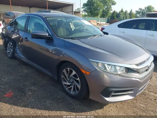 19XFC2F77GE055158 2016 HONDA CIVIC - Image 1