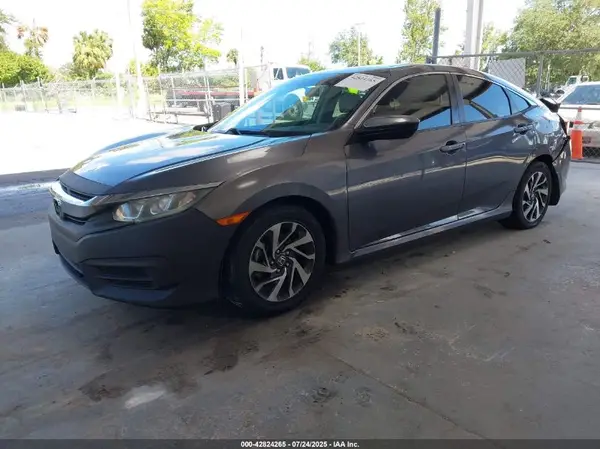 19XFC2F77GE080819 2016 HONDA CIVIC - Image 2