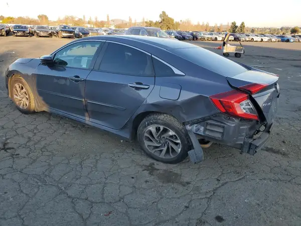 19XFC2F77GE200165 2016 HONDA CIVIC - Image 2