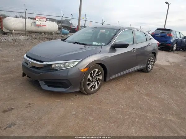 19XFC2F77GE219816 2016 HONDA CIVIC - Image 2