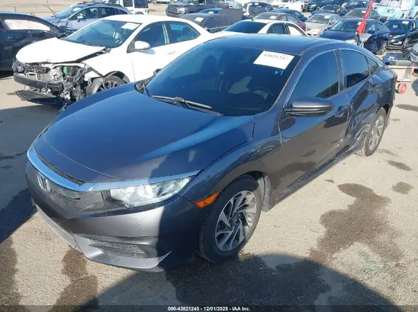 19XFC2F77GE220917 2016 HONDA CIVIC - Image 2